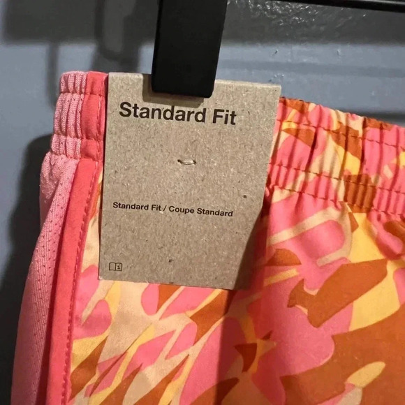 NWT Nike Girls' Dry Tempo Running Shorts (Color: Monarch) - Size Extra Large - Picture 4 of 8